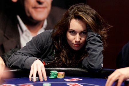 Liv Boeree3